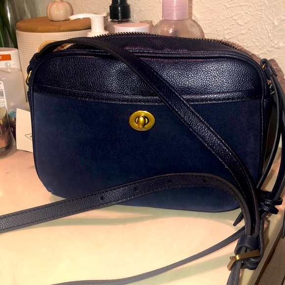 Fossil Handbags - NWT Fossil Brennon Camera Bag